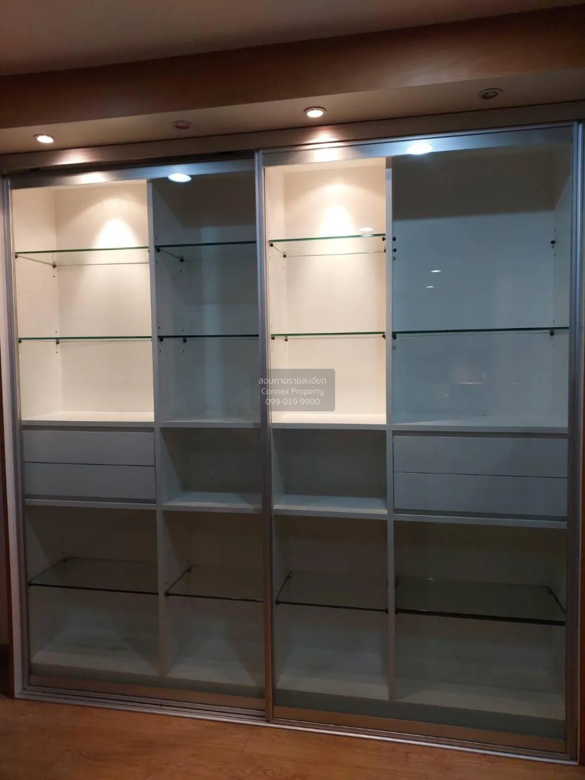 เช่าคอนโด  สีลม แกรนด์ เทอเรส BTS-ศาลาแดง สีลม เขต บางรัก กรุงเทพ