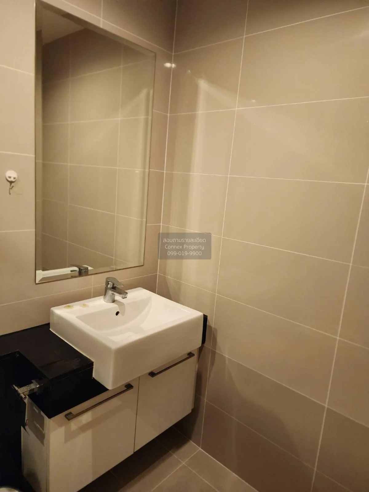 FOR RENT condo , Supalai Lite Sathorn-Charoenrat , BTS-Surasak , 