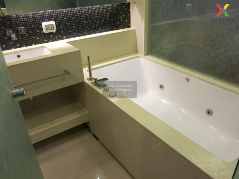 FOR RENT condo , The Address Sathorn , BTS-Saint Louis , Silom , 
