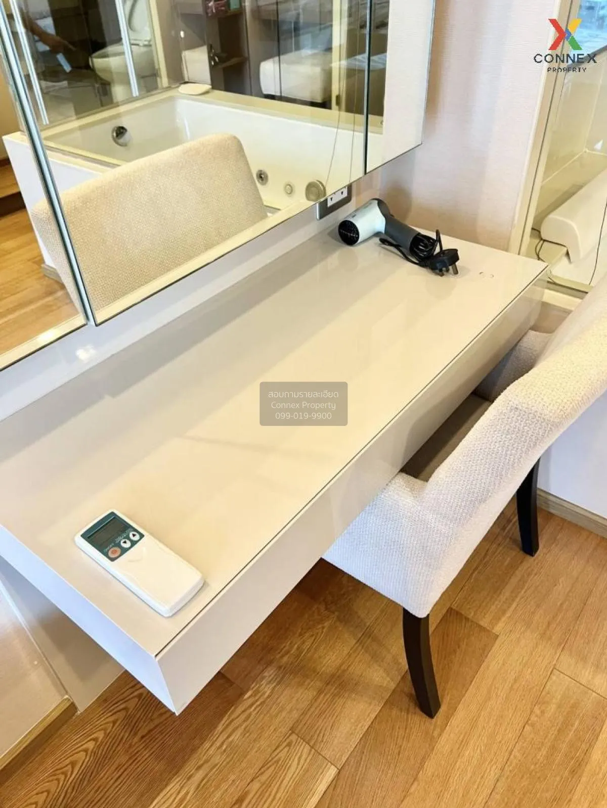 FOR RENT condo , The Address Sathorn , BTS-Saint Louis , Silom , 