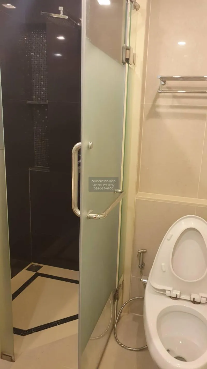 FOR RENT condo , The Address Sathorn , BTS-Saint Louis , Silom , 