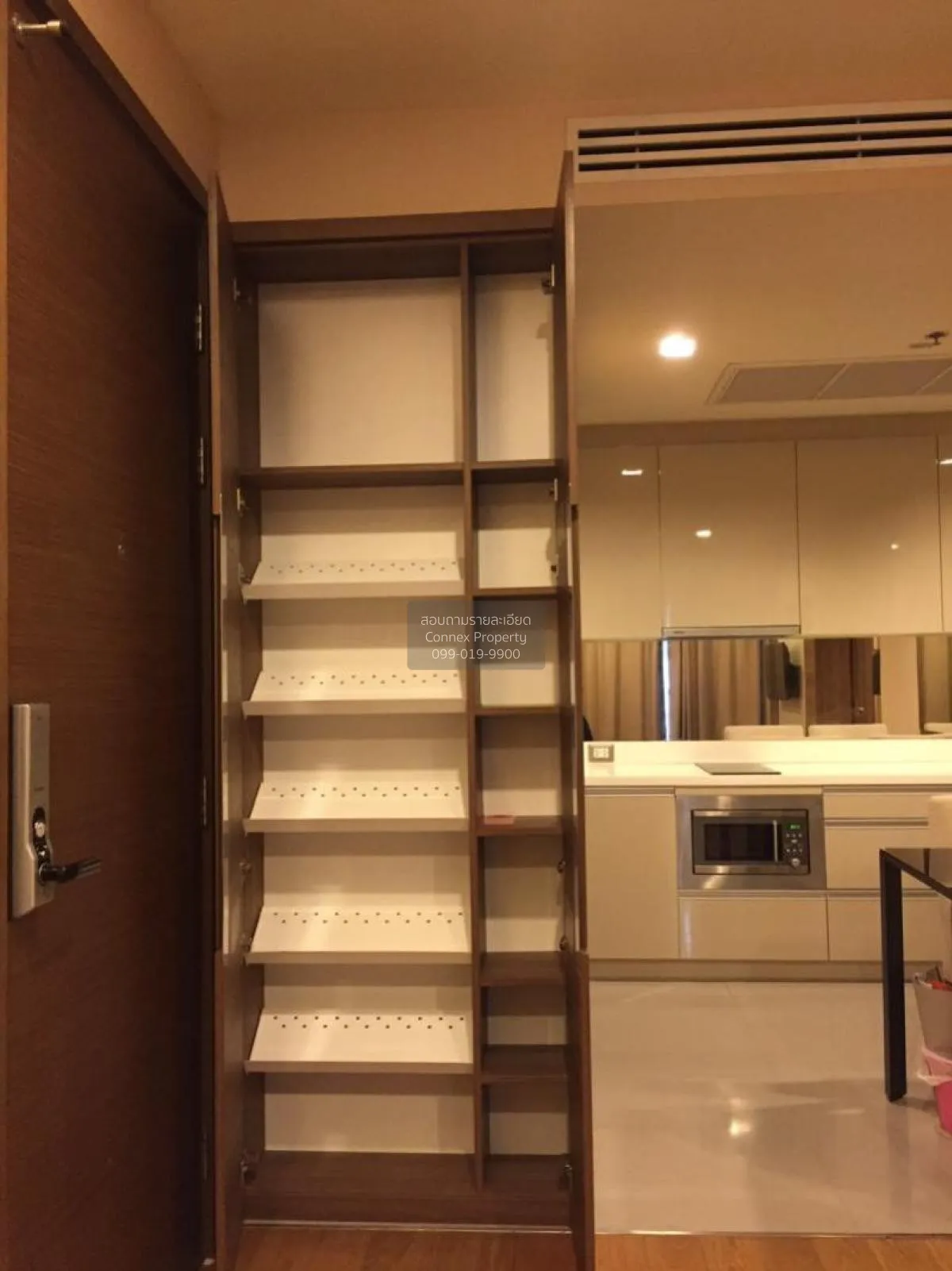 FOR RENT condo , The Address Sathorn , BTS-Saint Louis , Silom , 