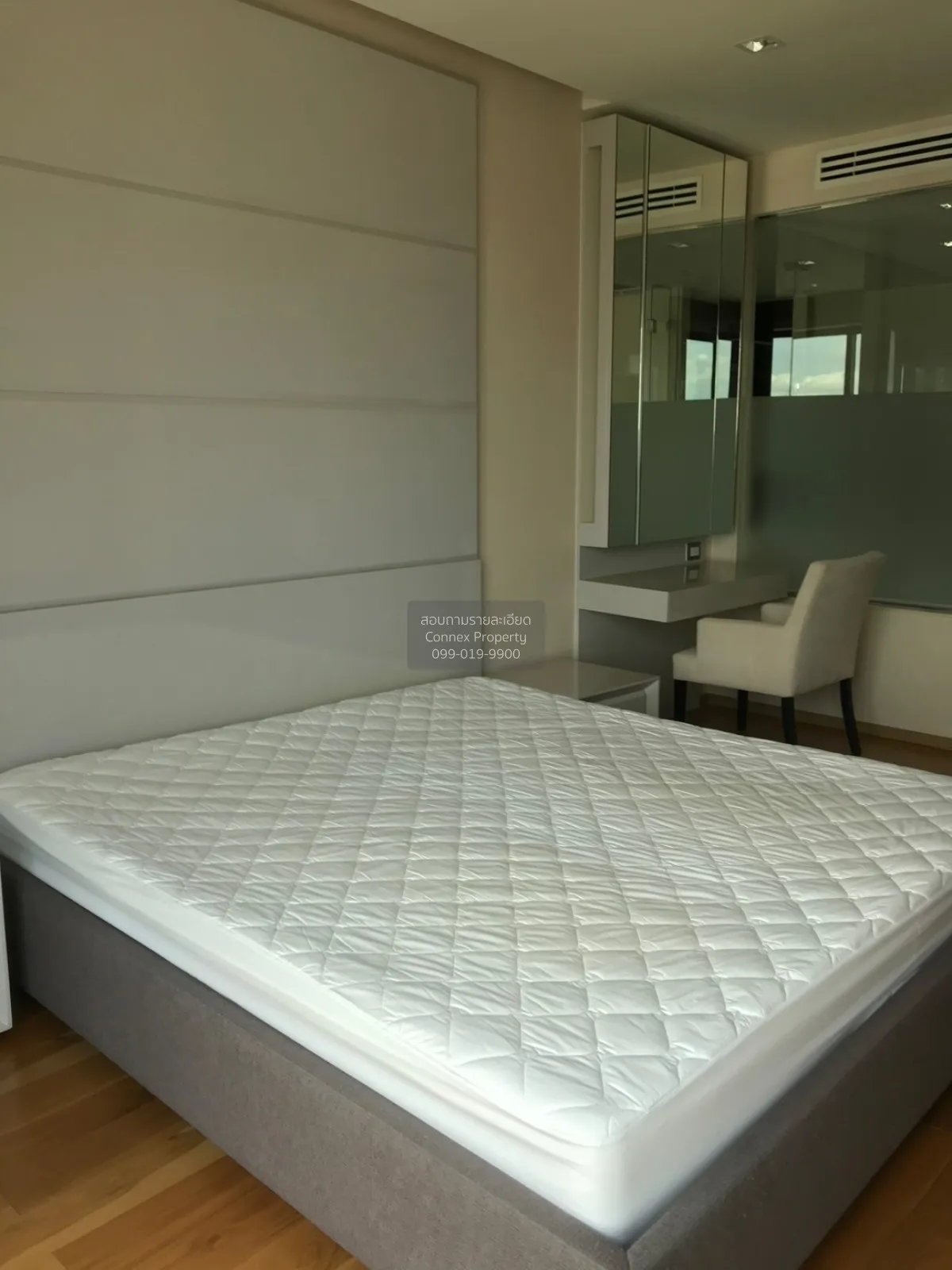 FOR RENT condo , The Address Sathorn , BTS-Saint Louis , Silom , 