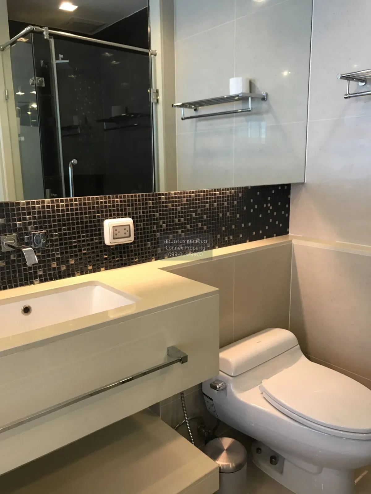 FOR RENT condo , The Address Sathorn , BTS-Saint Louis , Silom , 