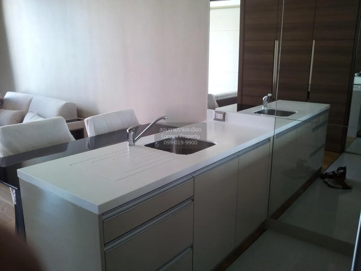 FOR RENT condo , The Address Sathorn , BTS-Saint Louis , Silom ,  2