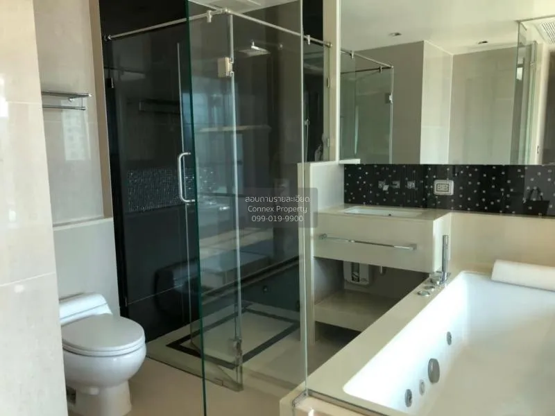 FOR SALE condo , The Address Sathorn , BTS-Saint Louis , Silom , 