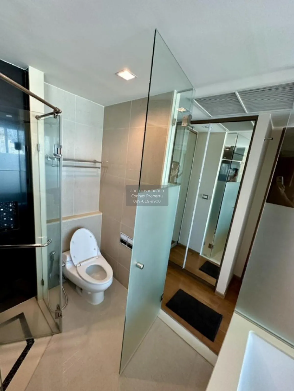 FOR RENT condo , The Address Sathorn , BTS-Saint Louis , Silom , 