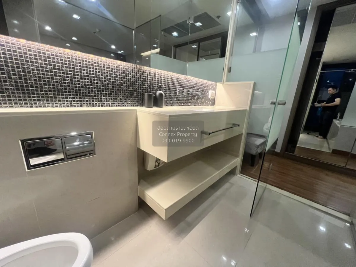 FOR RENT condo , The Address Sathorn , BTS-Saint Louis , Silom , 