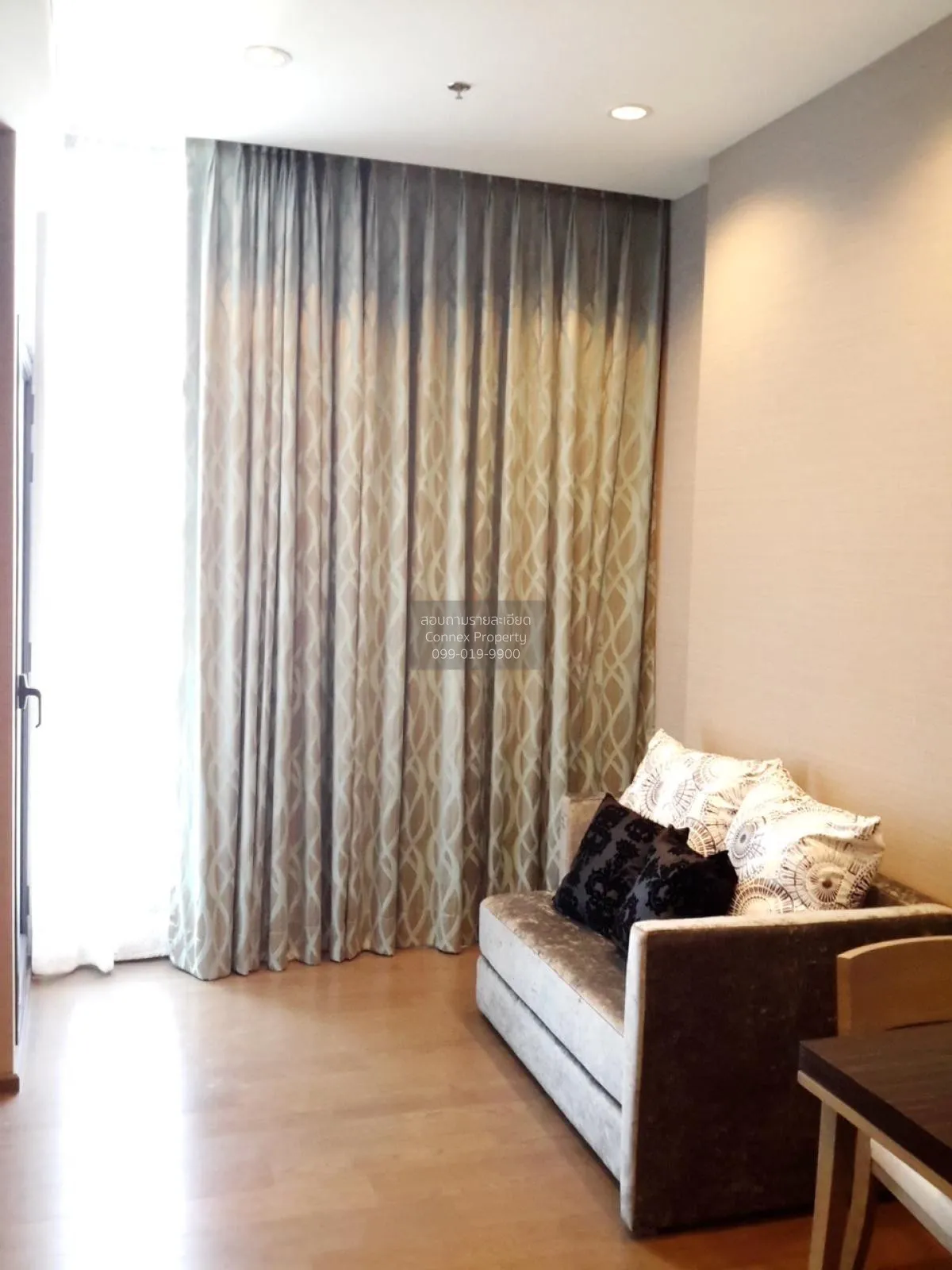 FOR RENT condo , The Diplomat Sathorn , BTS-Surasak , Silom , Ban 1