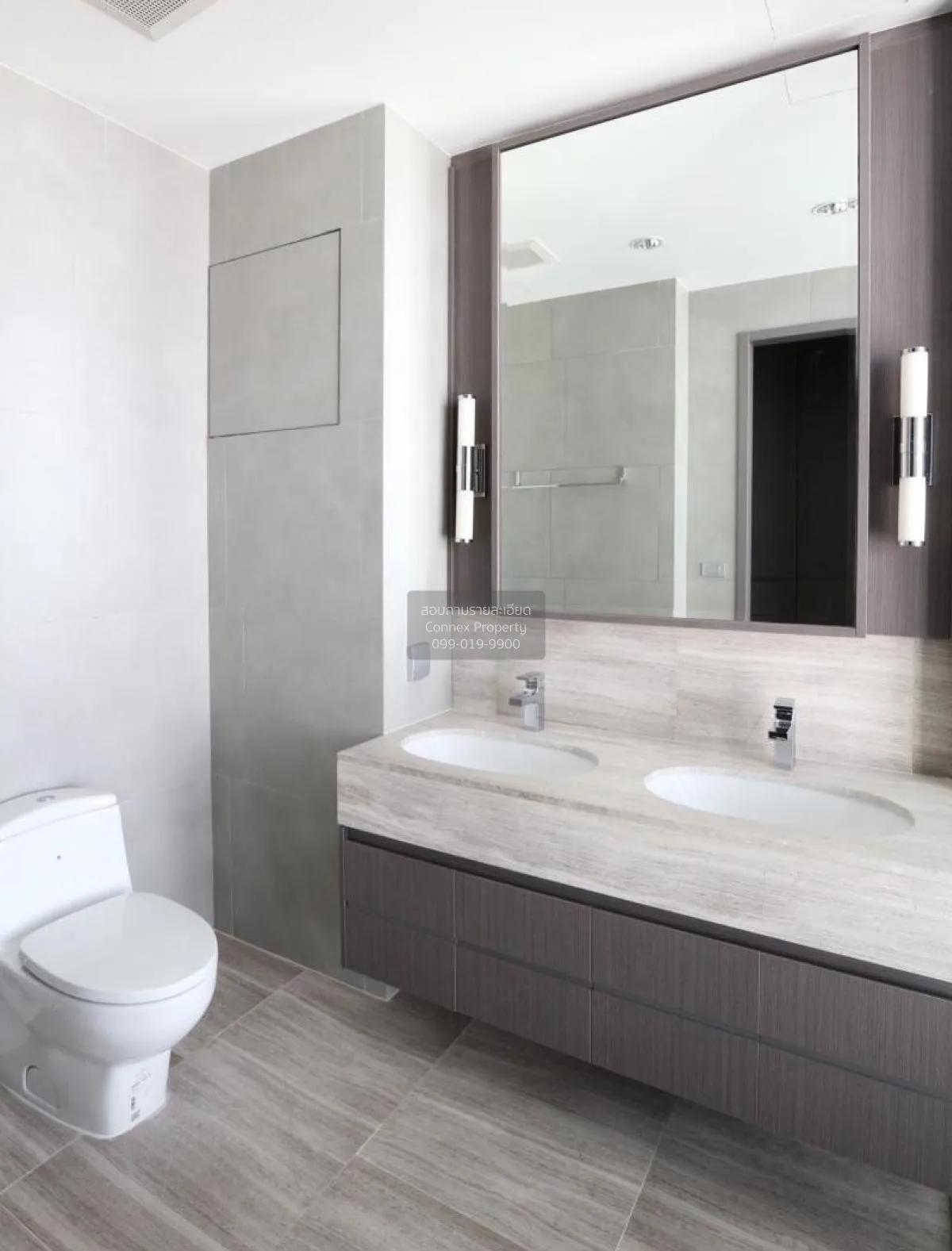 FOR RENT condo , The Diplomat Sathorn , BTS-Surasak , Silom , Ban