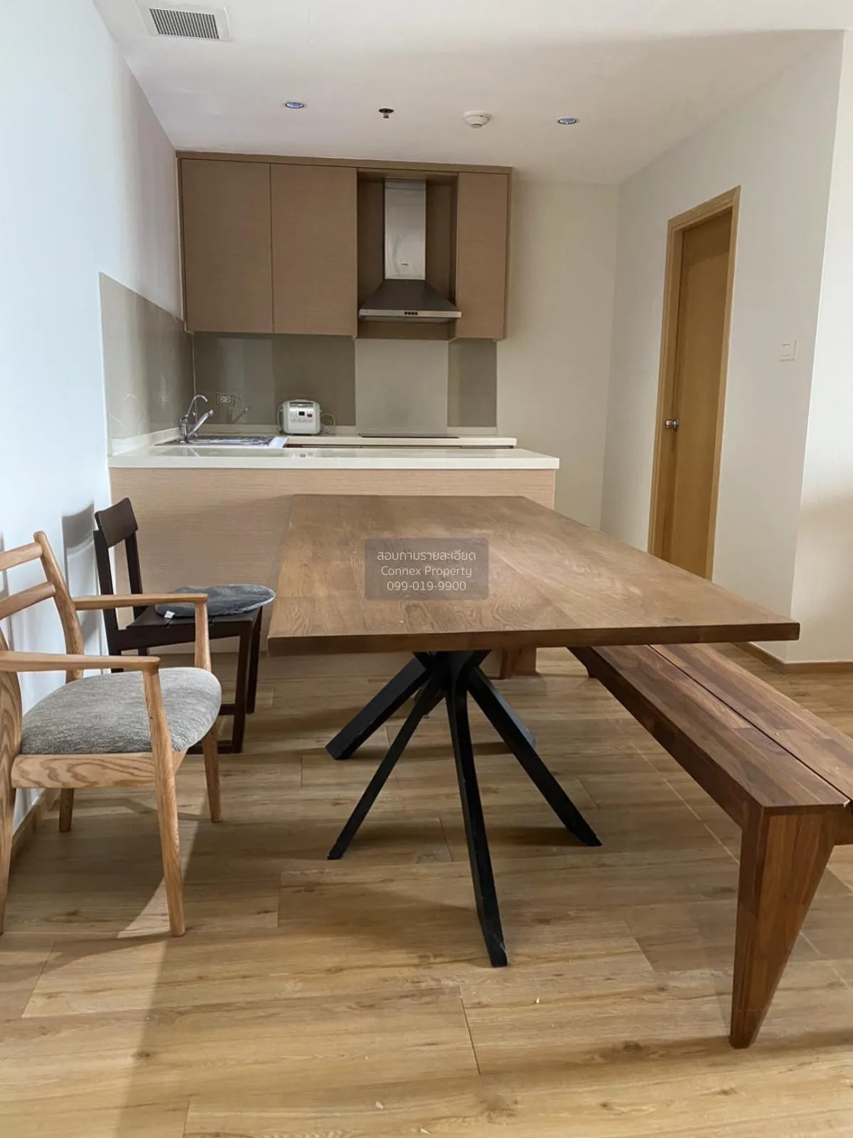 เช่าคอนโด  ดิ เอ็มไพร์ เพลส BTS-ช่องนนทรี ยานนาวา เขต สาทร กรุงเท