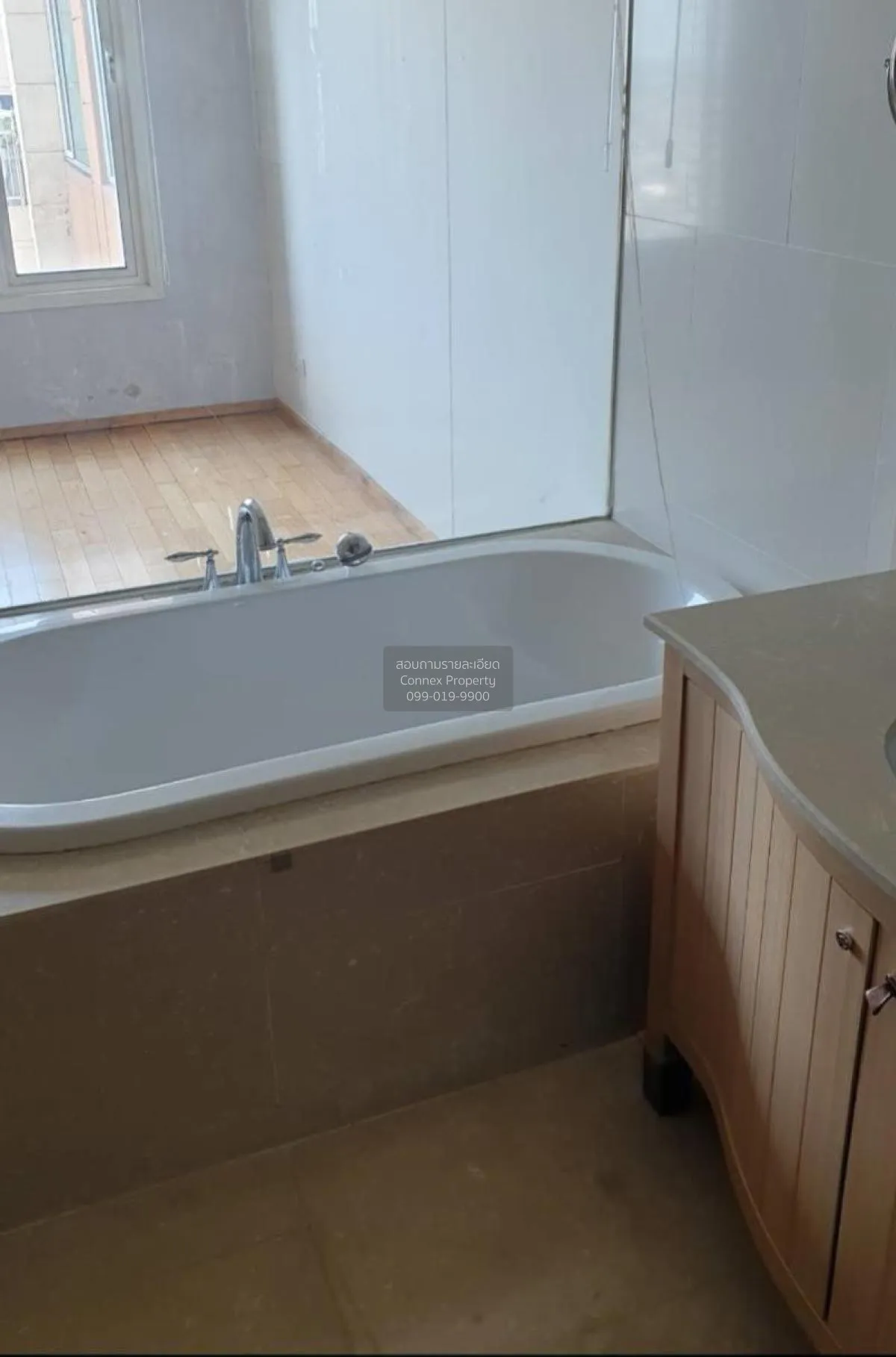 เช่าคอนโด  ดิ เอ็มไพร์ เพลส BTS-ช่องนนทรี ยานนาวา เขต สาทร กรุงเท