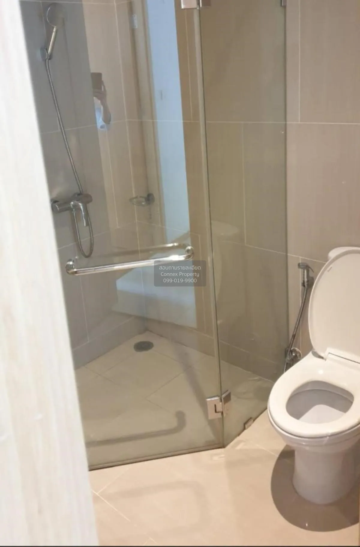 เช่าคอนโด  ดิ เอ็มไพร์ เพลส BTS-ช่องนนทรี ยานนาวา เขต สาทร กรุงเท