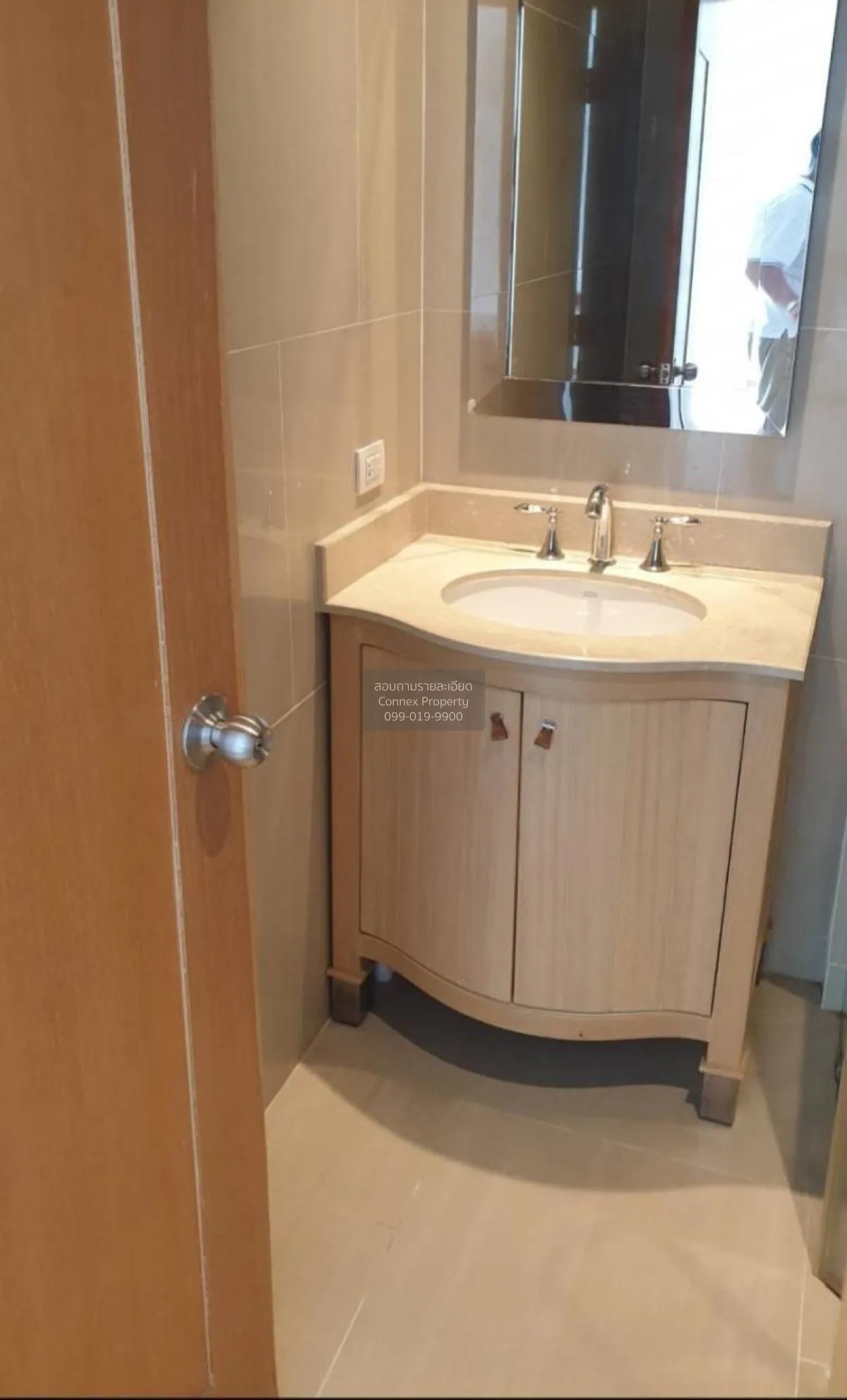 เช่าคอนโด  ดิ เอ็มไพร์ เพลส BTS-ช่องนนทรี ยานนาวา เขต สาทร กรุงเท