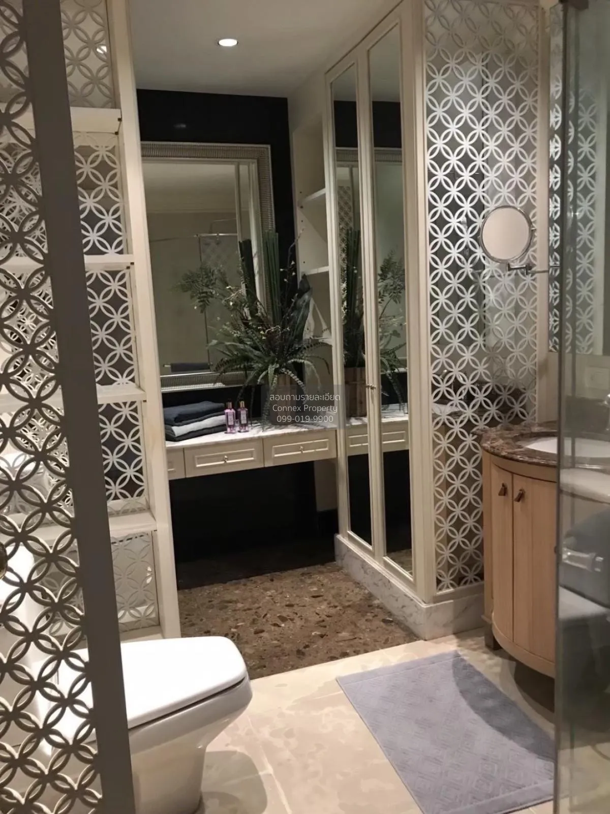 เช่าคอนโด  ดิ เอ็มไพร์ เพลส BTS-ช่องนนทรี ยานนาวา เขต สาทร กรุงเท