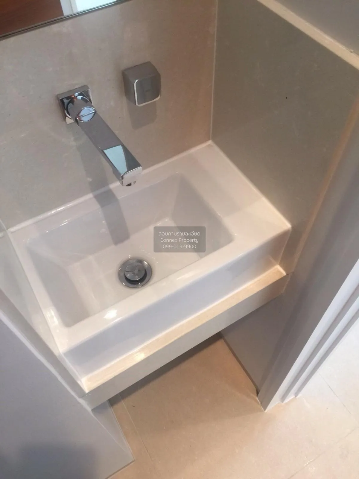 FOR RENT condo , The River , BTS-Saphan Taksin , Khlong Ton Sai ,