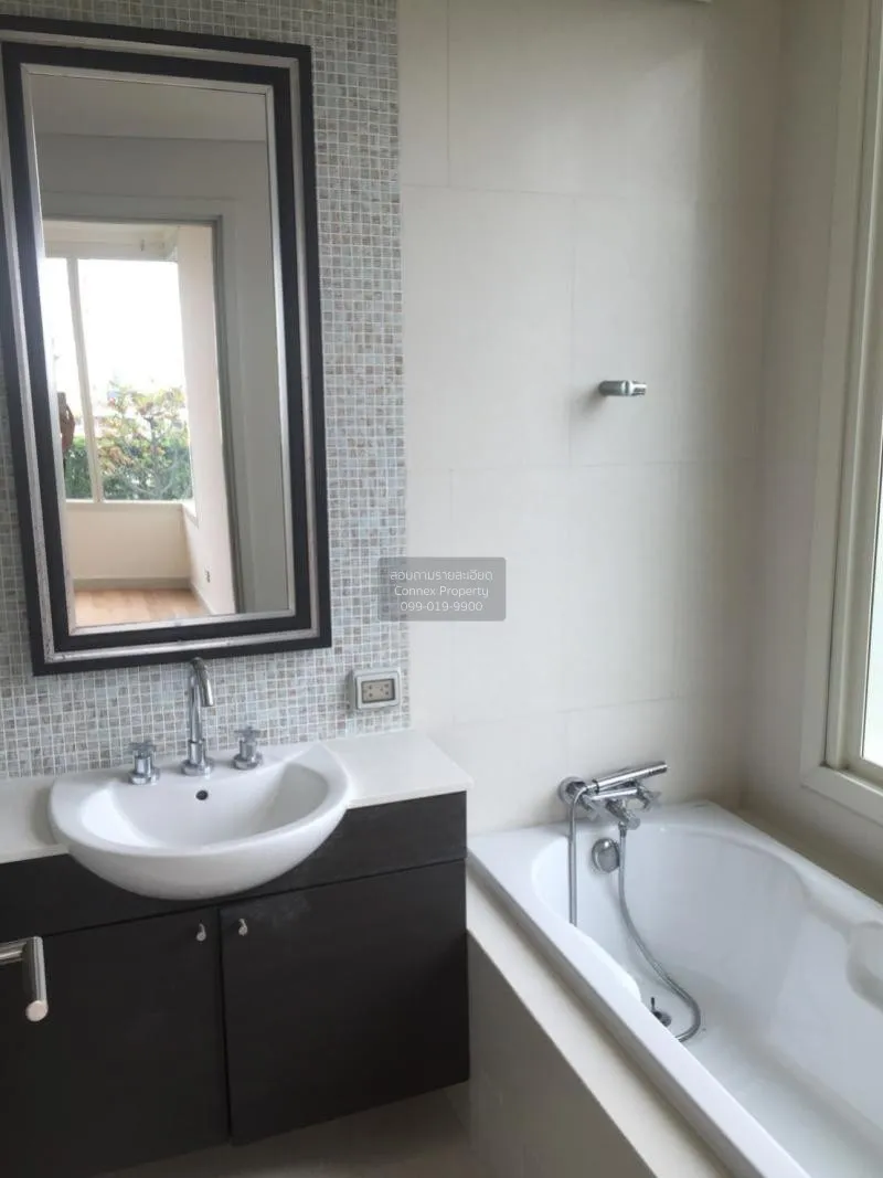 FOR RENT condo , Watermark Chaophraya River , BTS-Krung Thon Buri