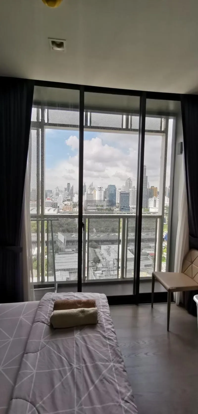 FOR RENT condo , A Space Asoke-Ratchada , MRT-Phra Ram 9 , Din Da