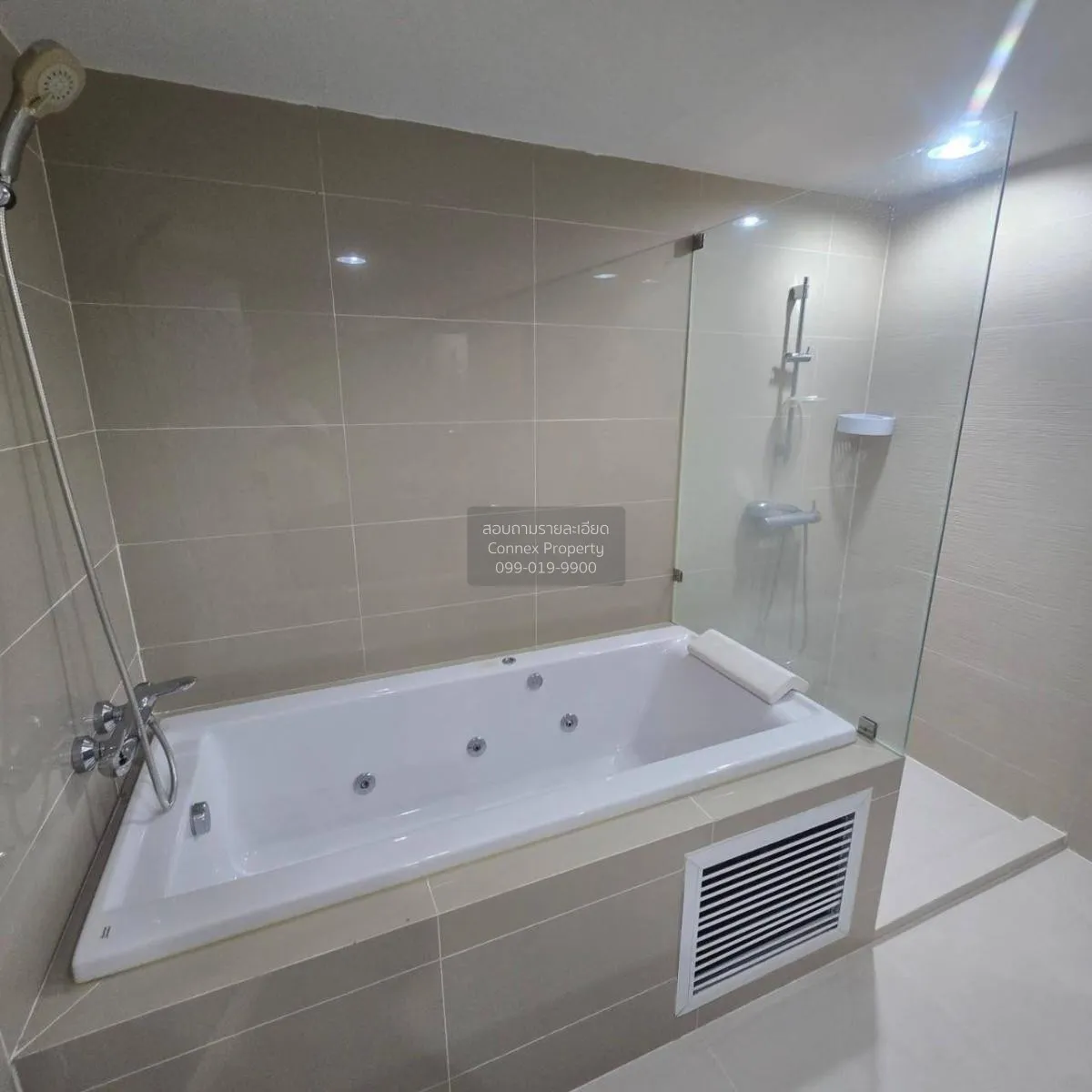 FOR RENT condo , Belle Grand Rama 9 , MRT-Phra Ram 9 , Huai Khwan