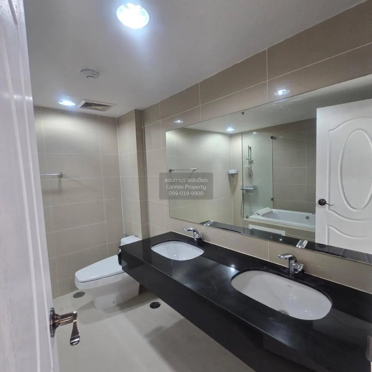 FOR RENT condo , Belle Grand Rama 9 , MRT-Phra Ram 9 , Huai Khwan