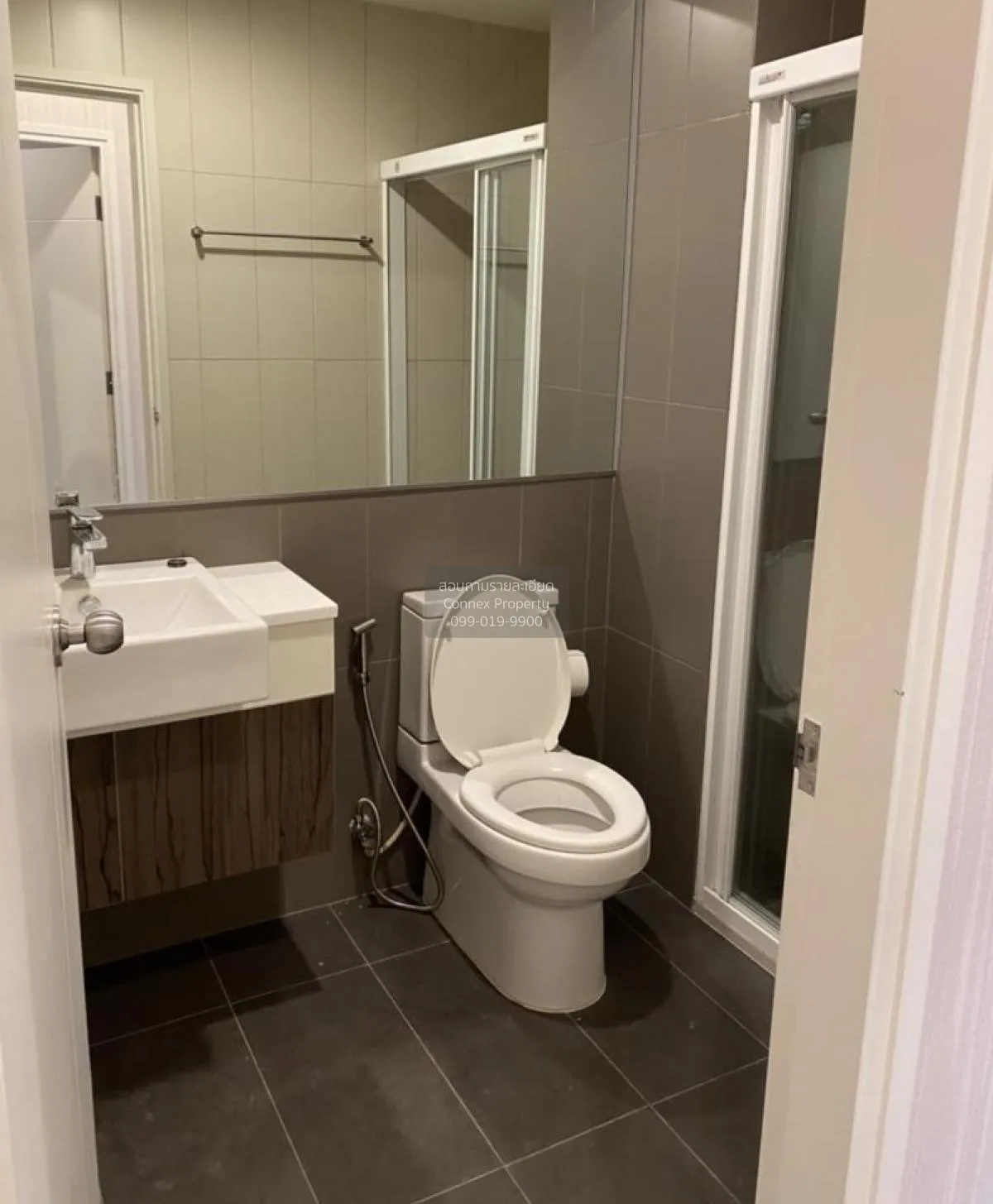 FOR SALE Condo , Centric Ratchada - Huaikwang , MRT-Huai Khwang ,