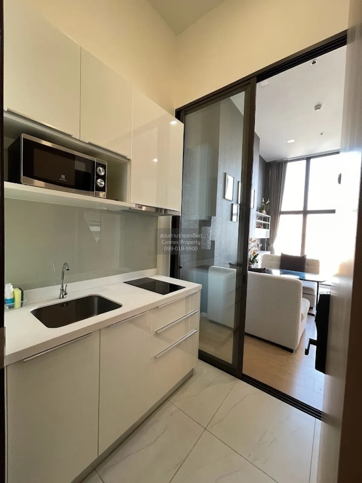 FOR RENT condo , Chewathai Residence Asoke , MRT-Phra Ram 9 , Mak