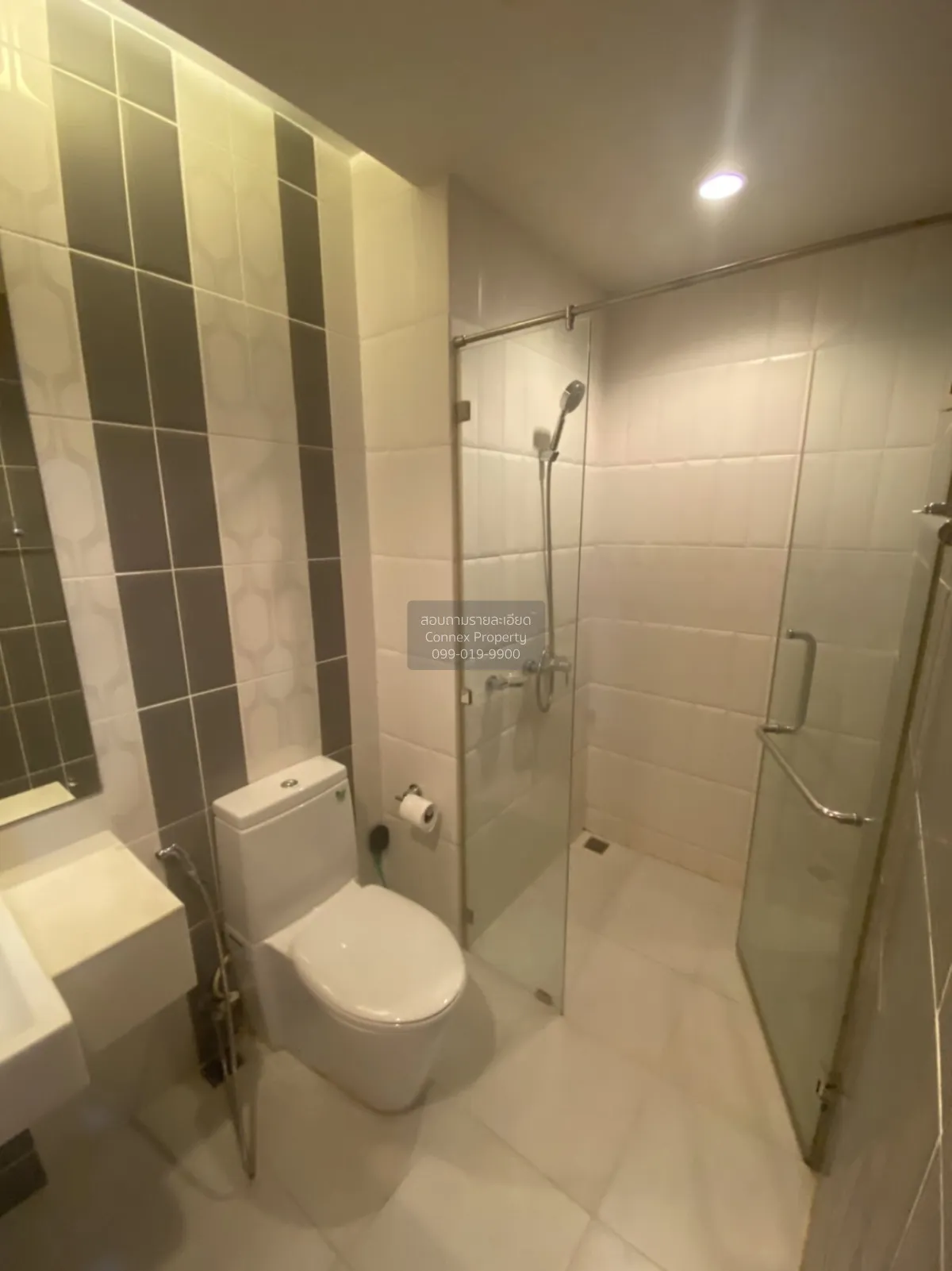 เช่าคอนโด  เซอร์เคิล คอนโดมิเนียม MRT-เพชรบุรี ถนนเพชรบุรี เขต รา