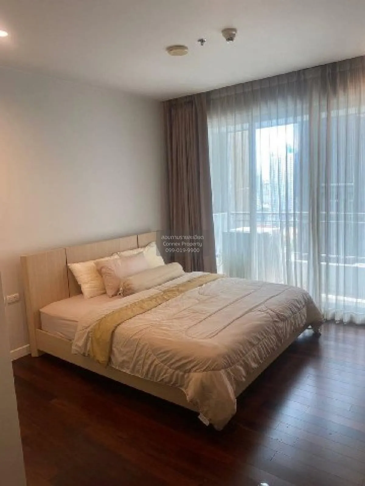 ขายคอนโด  เซอร์เคิล คอนโดมิเนียม MRT-เพชรบุรี ถนนเพชรบุรี เขต ราช