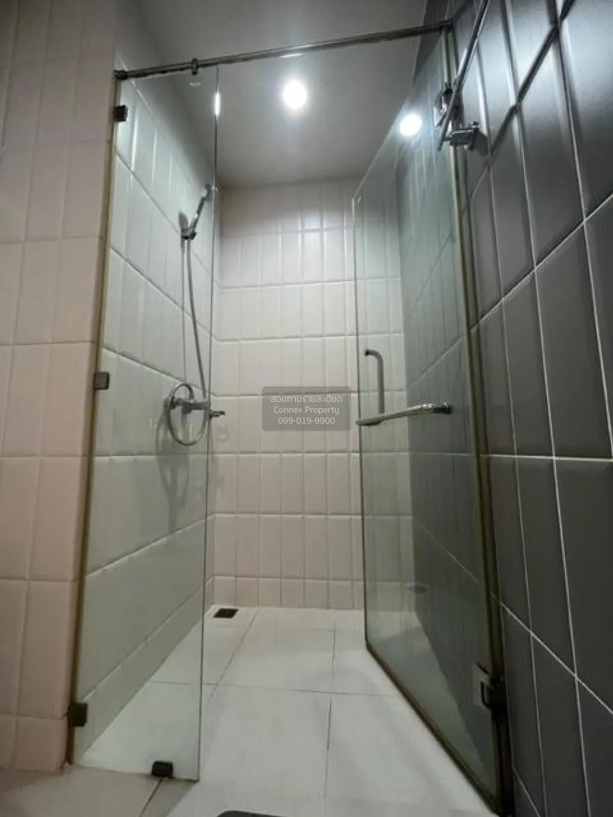 FOR RENT condo , Circle Condominium , MRT-Phetchaburi , Thanon Ph