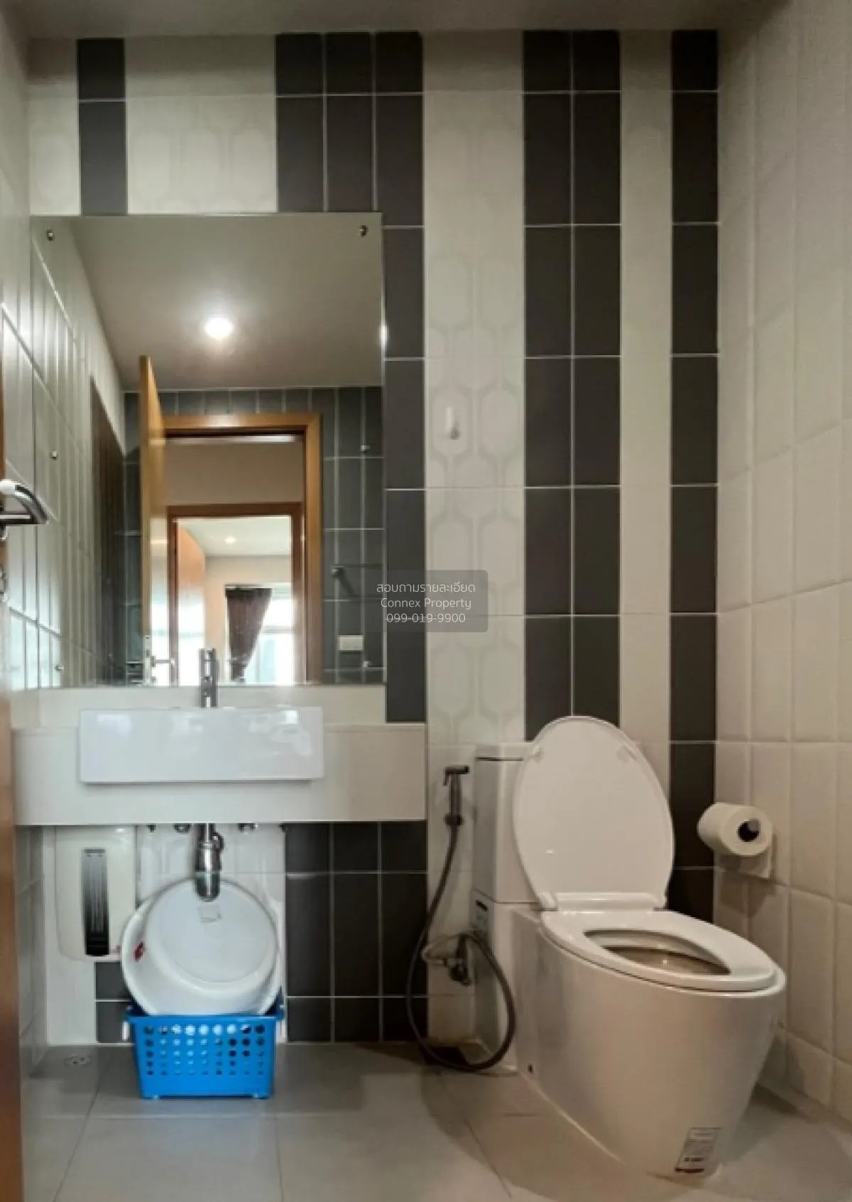 FOR RENT condo , Circle Condominium , MRT-Phetchaburi , Thanon Ph