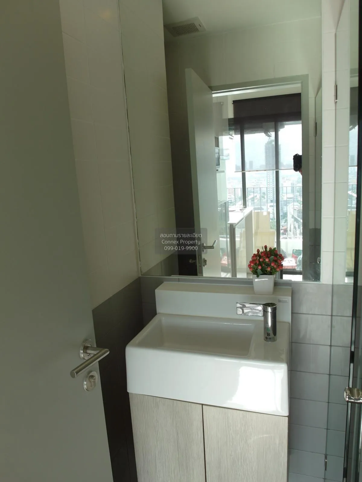 FOR RENT condo , Ideo Mobi Rama 9 , MRT-Phra Ram 9 , Huai Khwang  2