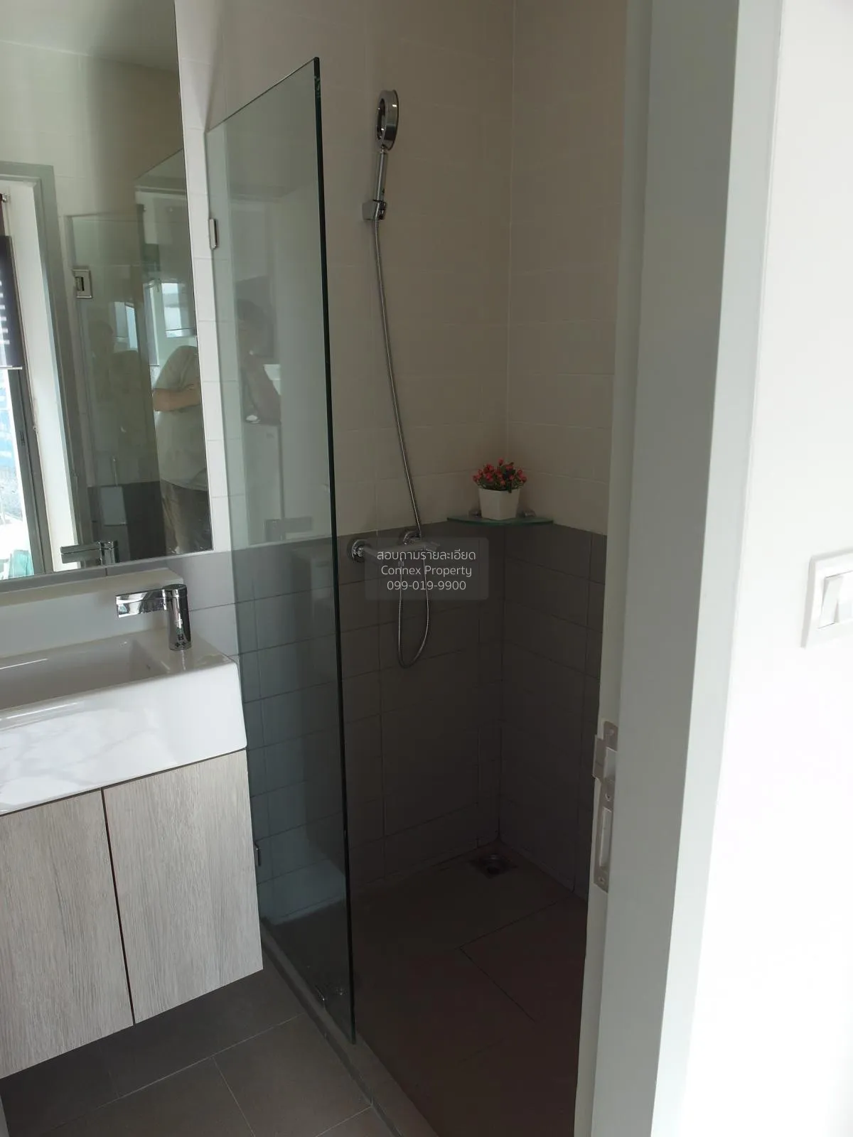 FOR RENT condo , Ideo Mobi Rama 9 , MRT-Phra Ram 9 , Huai Khwang 