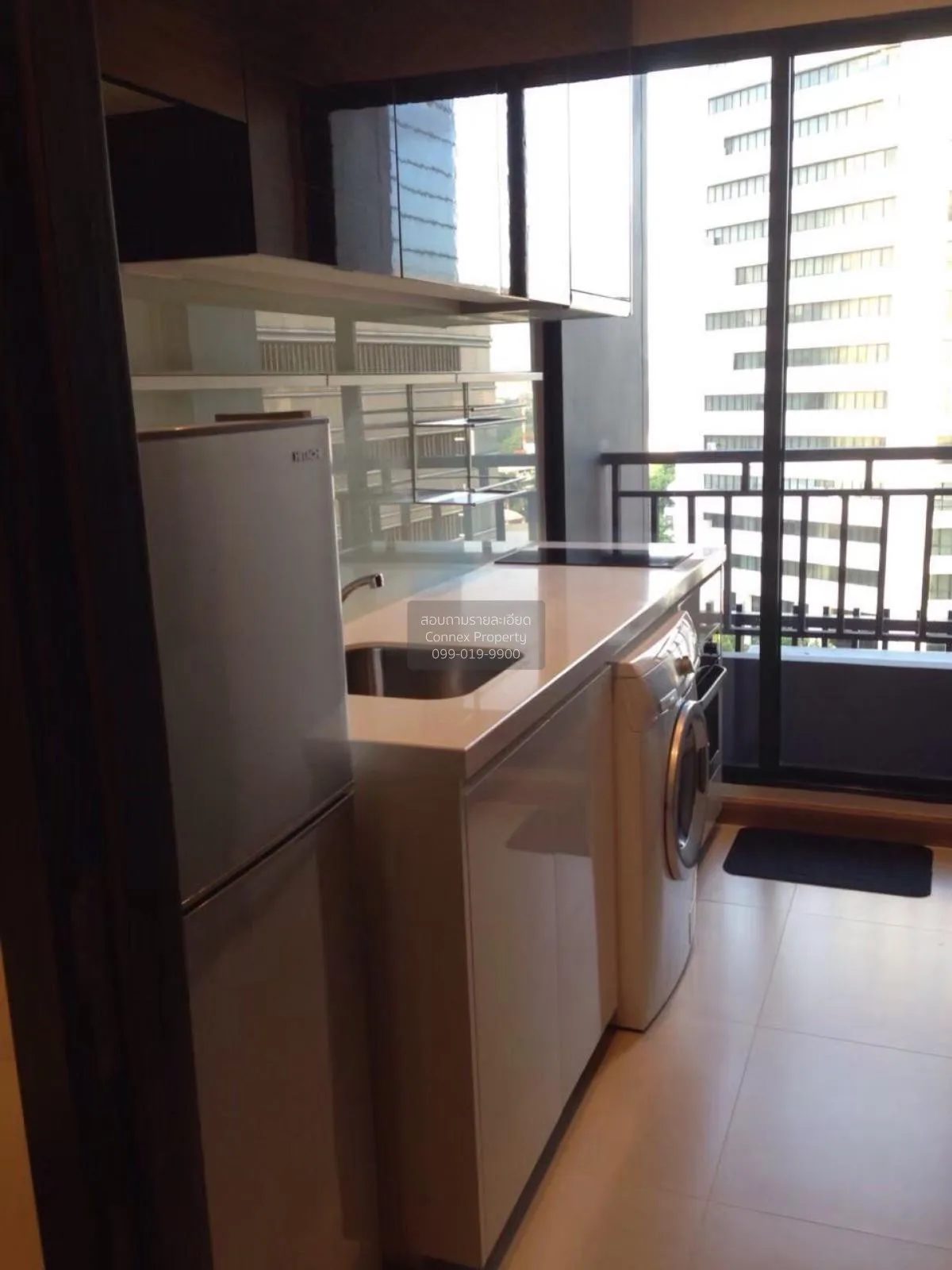 เช่าคอนโด  ไอวี่ แอมพิโอ MRT-ศูนย์วัฒนธรรมแห่งประเทศไทย ห้วยขวาง 