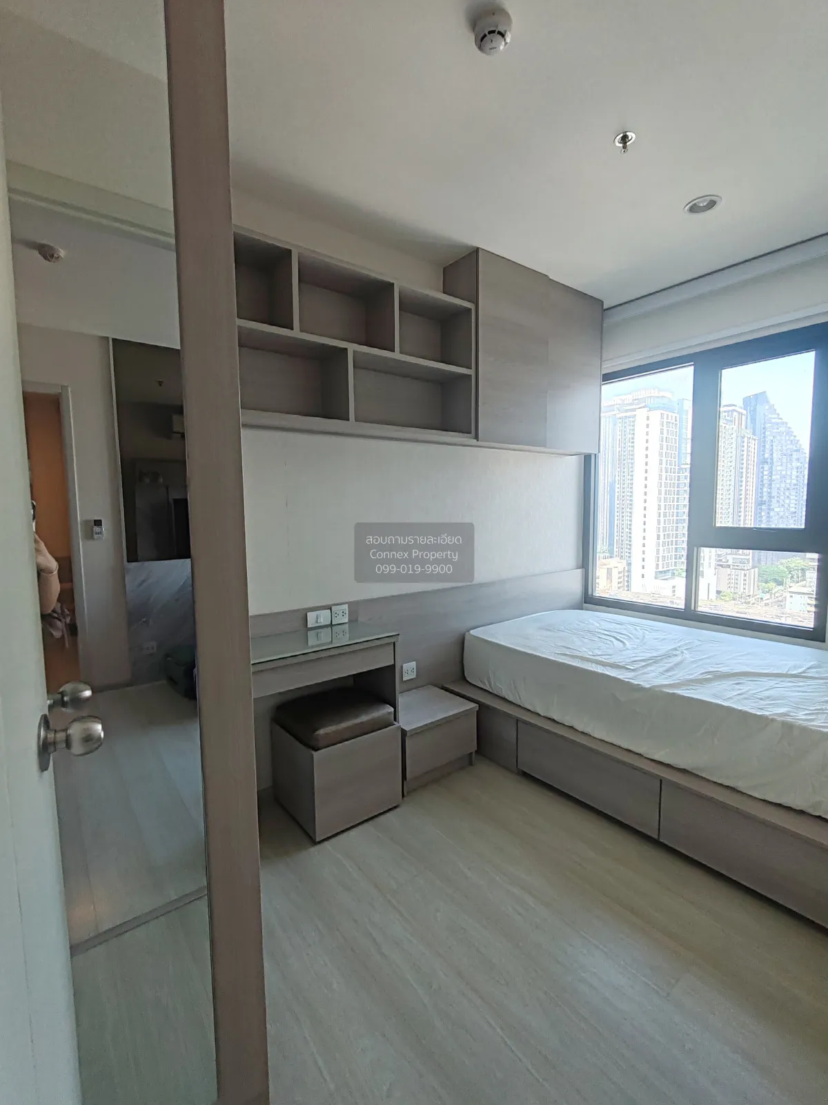FOR RENT condo , Life Asoke , MRT-Phetchaburi , Bang Kapi , Huai 