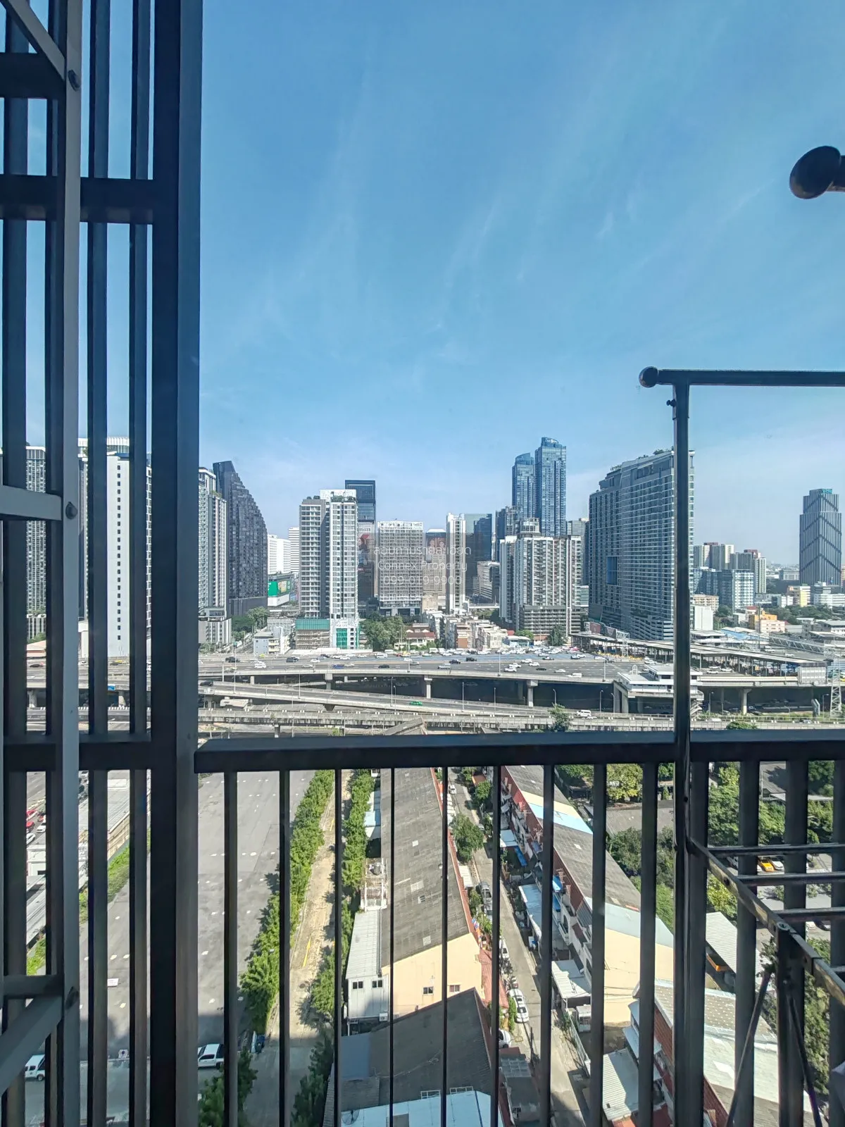 FOR RENT condo , Life Asoke , MRT-Phetchaburi , Bang Kapi , Huai 