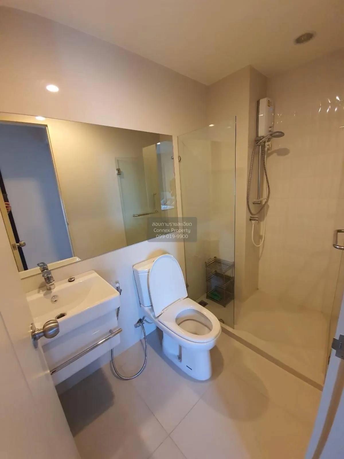 FOR SALE condo , Life Asoke , MRT-Phetchaburi , Bang Kapi , Huai 