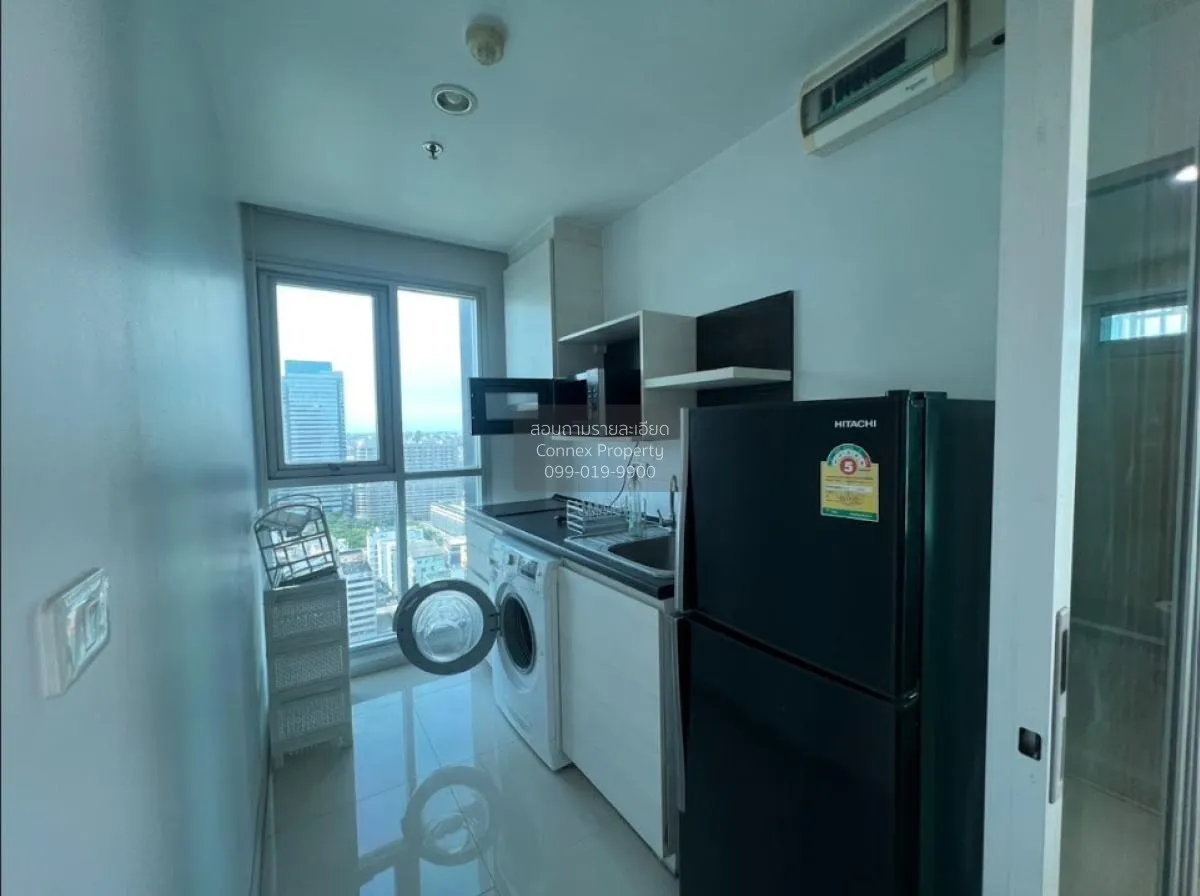 FOR RENT condo , Life Ratchadapisek , high floor , MRT-Huai Khwan 3