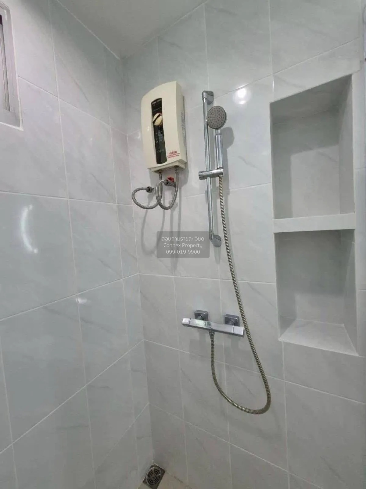 เช่าคอนโด  ไลฟ์ แอท ลาดพร้าว 18 BTS-ห้าแยกลาดพร้าว จอมพล  เขต จตุ