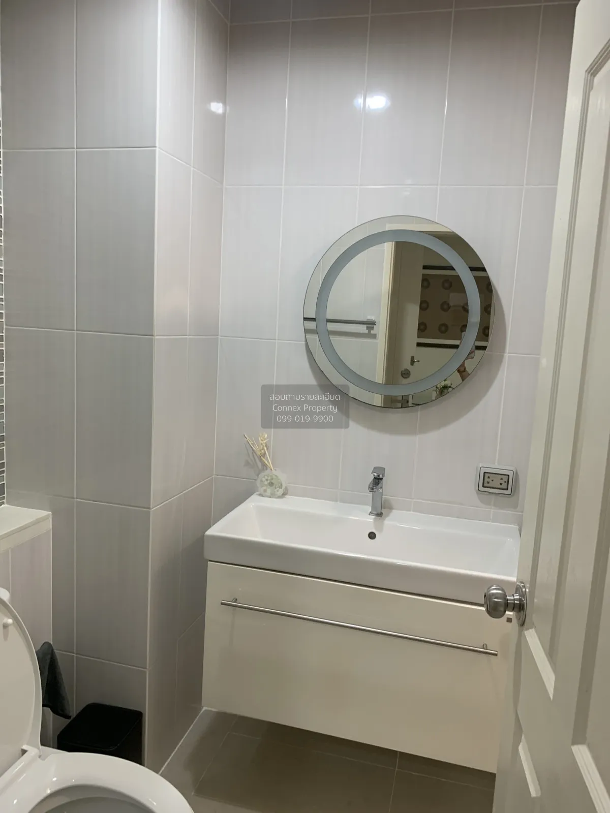 FOR RENT condo , Life @ Ladprao 18 , BTS-Ha Yaek Lat Phrao , Chom