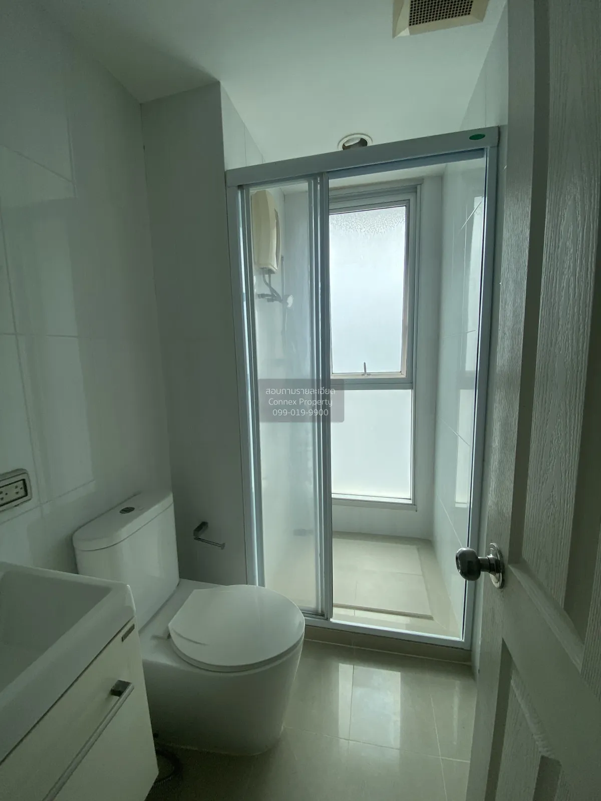 FOR RENT condo , Life @ Ladprao 18 , BTS-Ha Yaek Lat Phrao , Chom