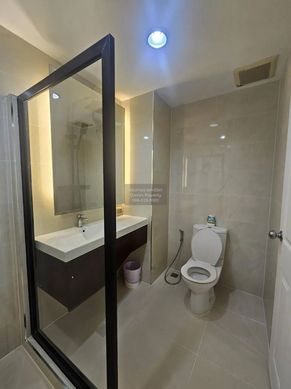 FOR RENT condo , Life @ Ratchada - Huaikwang , MRT-Huai Khwang , 