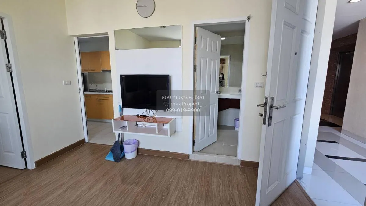 FOR RENT condo , Life @ Ratchada - Huaikwang , MRT-Huai Khwang ,  4