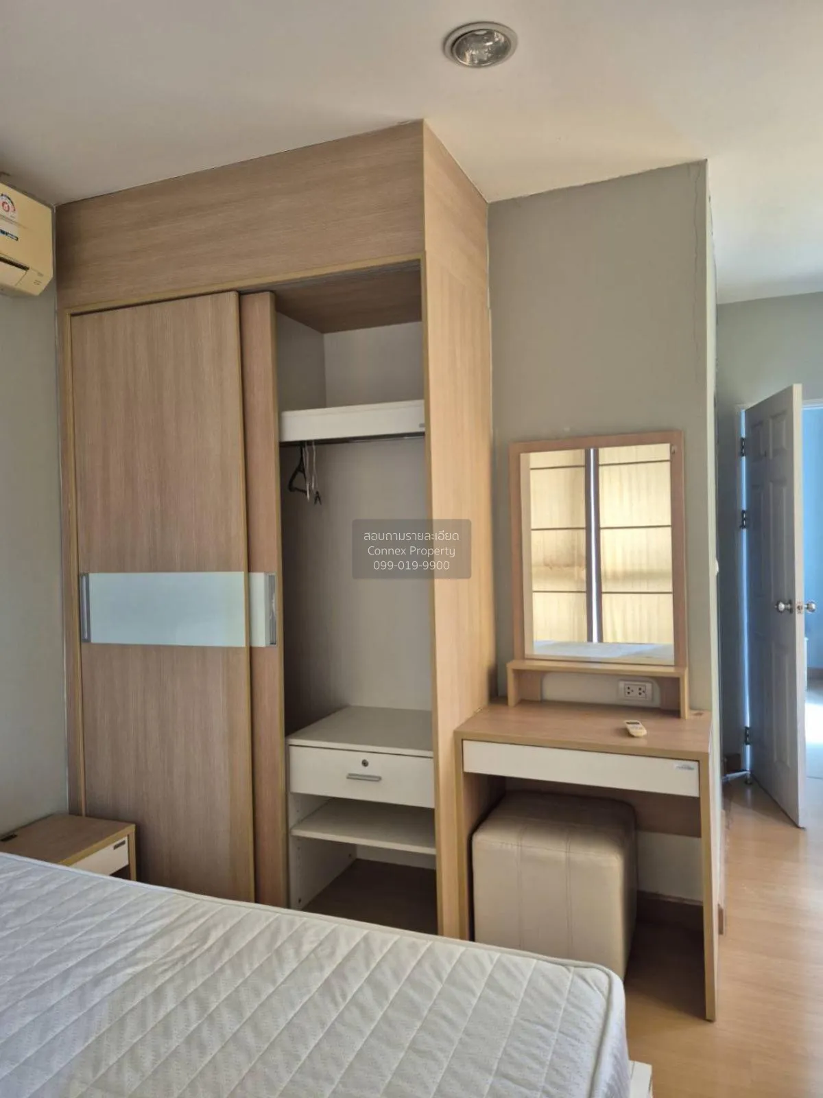 FOR RENT condo , Life @ Ratchada - Huaikwang , MRT-Huai Khwang ,  3