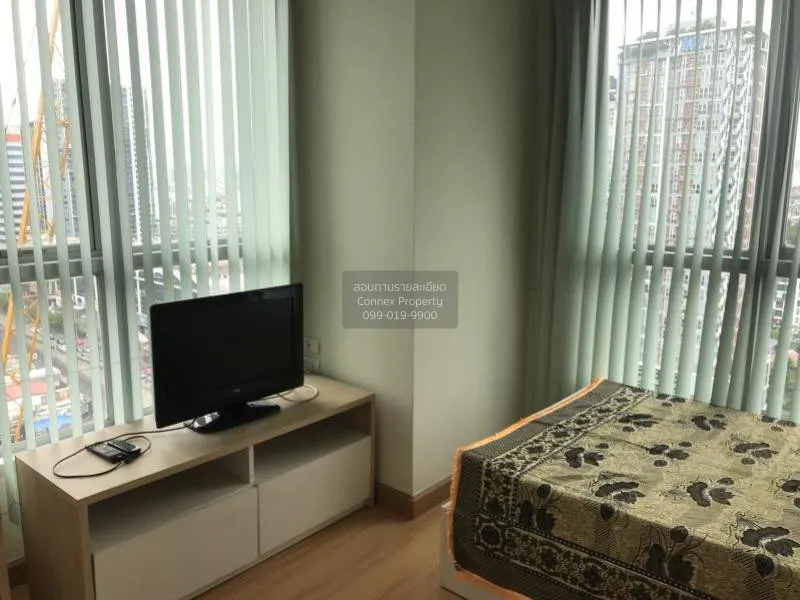 FOR SALE condo , Life @ Ratchada - Suthisan , high floor , MRT-Su