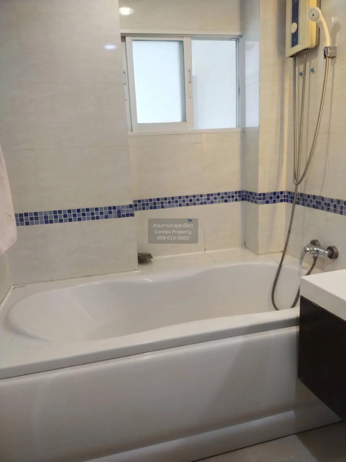 FOR RENT condo , Life @ Ratchada - Suthisan , MRT-Sutthisan , Sam