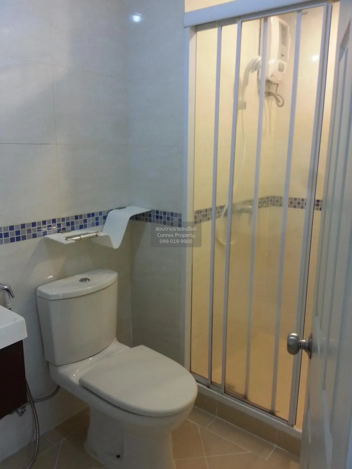 FOR RENT condo , Life @ Ratchada - Suthisan , MRT-Sutthisan , Sam