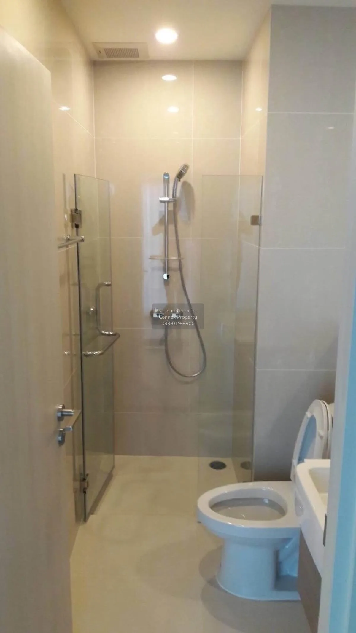 FOR RENT condo , Noble Revolve Ratchada , MRT-Thailand Cultural C 4