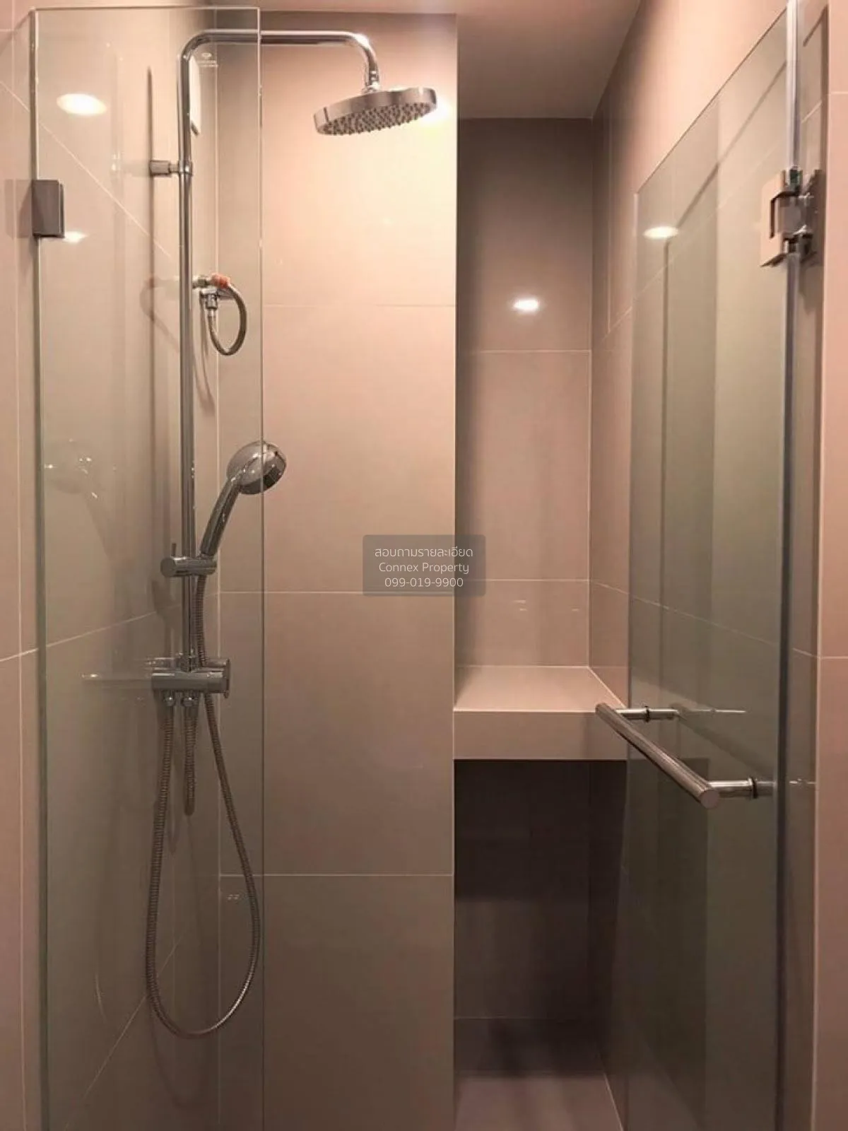 FOR RENT condo , Rhythm Asoke 2 , MRT-Phra Ram 9 , Bang Kapi , Hu