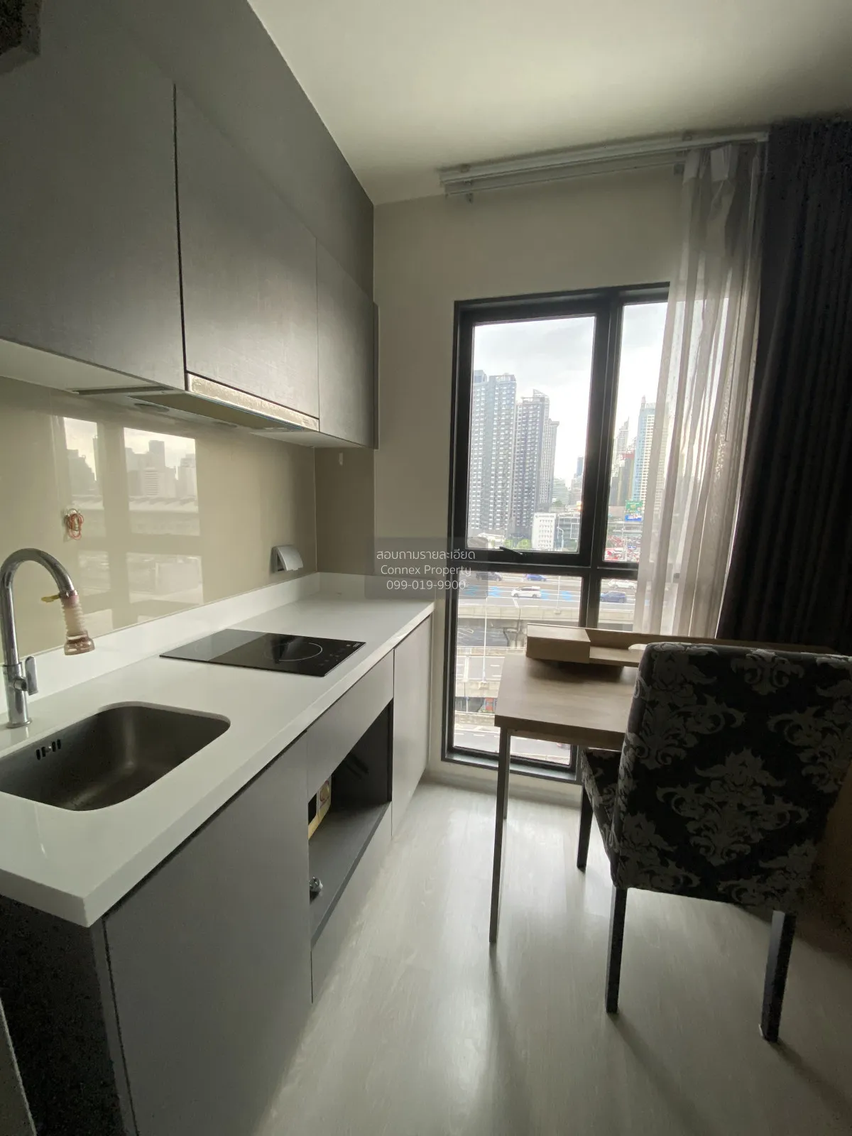 FOR RENT condo , Rhythm Asoke 2 , MRT-Phra Ram 9 , Bang Kapi , Hu