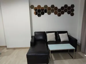 FOR RENT condo , Rhythm Ratchada , MRT-Ratchadaphisek , Sam Saen Nok , Huai Khwang , Bangkok , CX-42388